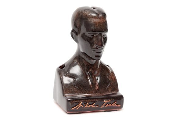 Bust Nikola Tesla glazed